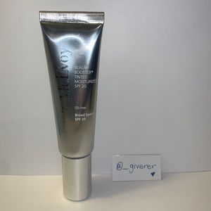 Shade 2 Beauty Booster Tinted Moisturizer Trish McEvoy Discontinued